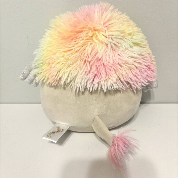 Leonori The Winged Lion 7" Squishmallow - Picture 2 of 6